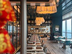 -云厨·高空西餐厅(成都瑯珀·凯悦臻选酒店)