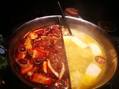 -湊湊火锅·茶憩(新中关购物中心店)