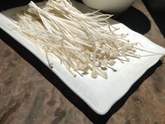 -佬土鹅肠火锅(中建大观店)