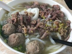 -华威达牛庄(黄埔大道西店)
