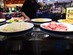 -钱小主·自助回旋烤肉火锅餐厅(东方新天地店)
