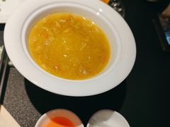 蟹粉鱼翅-成隆行·蟹王府(九江路店)