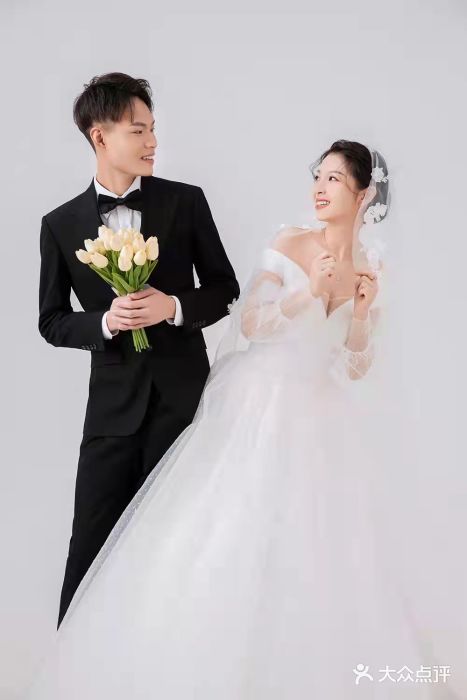 雪中彩影婚纱摄影·微光艺术中心图片