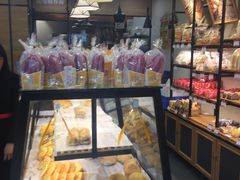 面包甜点陈列柜-球记饼家烘焙工坊(华师店)