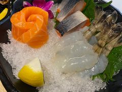 -万岁料理回转寿司(华贸店)