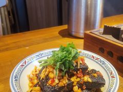 -洞庭土菜小炒馆(易发广场店)