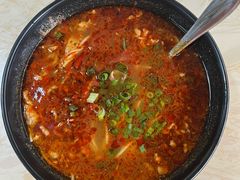 酸辣煮米线-啰啰冰屋(景洪总店)