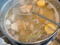 牛杂汤底-左庭右院鲜牛肉火锅(金山万达店)