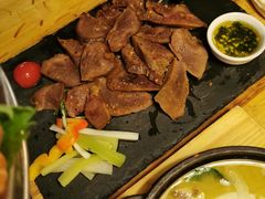-囧吉香生蚝牛排馆(湖北路店)
