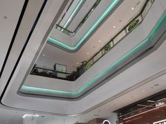 -中航城君尚购物中心