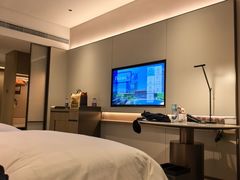 -深圳国际会展中心希尔顿酒店(前海华发冰雪世界店)