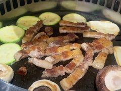-香猪坊韩国烤肉专属门店(魏公村店)