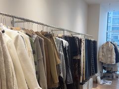 -眷顾自助服装工作室(中南金石国际广场A座店)