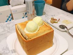 珍宝蜂蜜厚多士-曼玉餐厅(中原万达店)