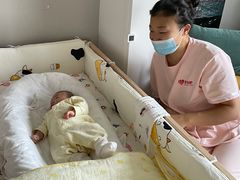 -苏州雏渐肥月嫂