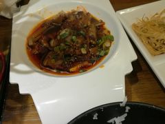 -多嘴肉蟹煲(华联店)