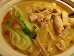 笋干土鸡煲-谭家弄堂(亚欧商厦店)