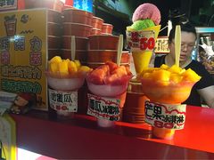 -六合夜市