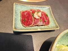 -铭牛烧肉·和牛海鲜自助(高新月牙湖店)