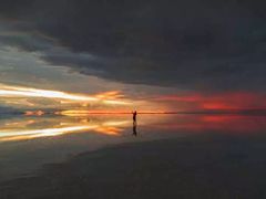 -乌尤尼盐沼