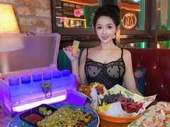 -Famous肥猫墨西哥音乐餐吧(五棵松华熙LIVE店)