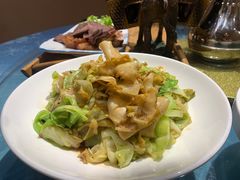-乔家小院•非遗驴肉•本地小海鲜(滨河路店)