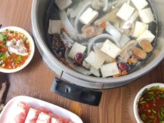 -阿汉名材老鸡汤饭店(金鸡岭店)