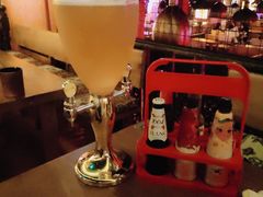 -Helens海伦司(海外联谊大厦店)