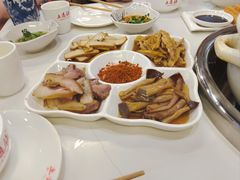 -土连锅·现熬养生汤锅(梁家巷店)