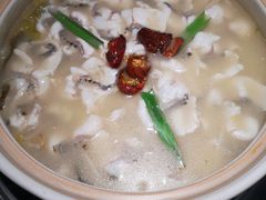 招牌酸菜鱼-湘芙蓉·湖南菜(椒江店)