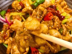 干锅牛蛙-虎虎龙虾大排档(双井店)