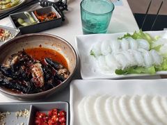 -喃喃椰·糟粕醋·椰子鸡火锅(七堡花园店)
