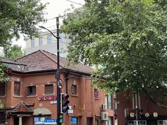 -常熟路(地铁站)