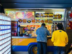 -枫花园汽车电影院(朝阳公园店)