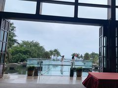 -亚龙湾喜来登·美景台大堂吧
