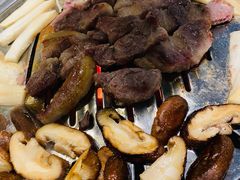 五花肉-韩聚屋韩国烤肉餐厅(新北万达店)