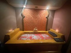 -Divana Divine Spa