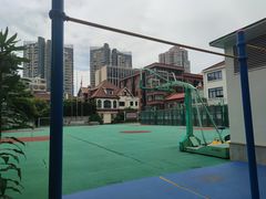 -上海戏剧学院附属高级中学