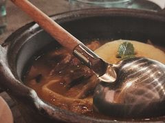 酸木瓜炖牛腩-半山腰·云南菜(侨福芳草地店)