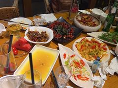 -隔壁老王·家常云南菜(花巷店)