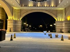 -天津京基皇冠假日酒店