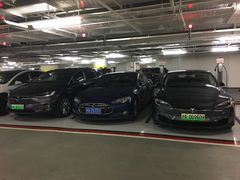 -兴业太古汇·停车场