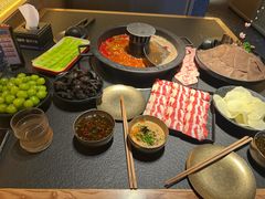 -晓宇重庆火锅(西安荟聚店)