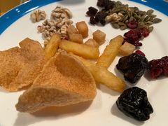 -咖啡苑自助餐厅·中国大饭店