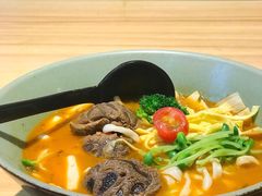 手切酸菜牛腱子面-陳八两面家(滨江天街店)