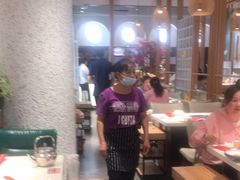 -三人行骨头王火锅(长寿店)