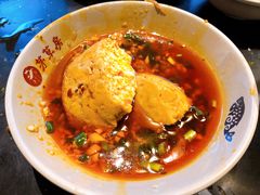 自制老豆腐-茅草房·河畔园林火锅