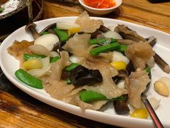 竹耳炒黑鸡枞菌-临家闽南菜(翔安店)