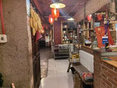 -鱼窝棚柴火铁锅炖(富山屯店)