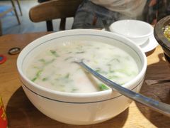 -聚鑫朋酸菜肥肠(文艺路口店)